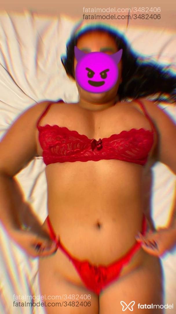 Acompanhante mulher com cabelo castanho de olhos castanhos - Melissa