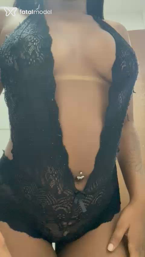 Acompanhante mulher com cabelo castanho de olhos mel - Melissa Acompanhante mulher com cabelo castanho de olhos mel - Melissa