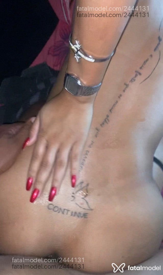 Acompanhante mulher trans morena (o) de olhos castanhos - Brenda Urach