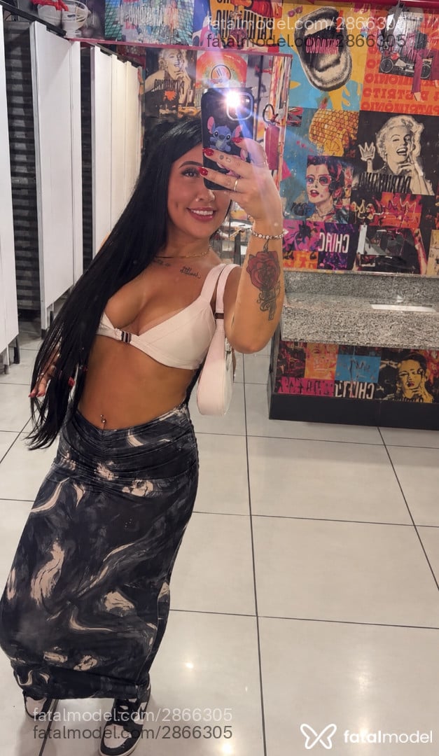 Acompanhante mulher morena (o) de olhos castanhos - Tati Castro