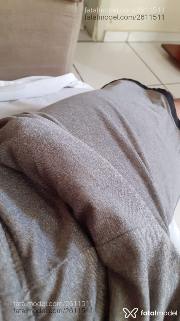 Acompanhante homem morena (o) de olhos castanhos - Tesudo