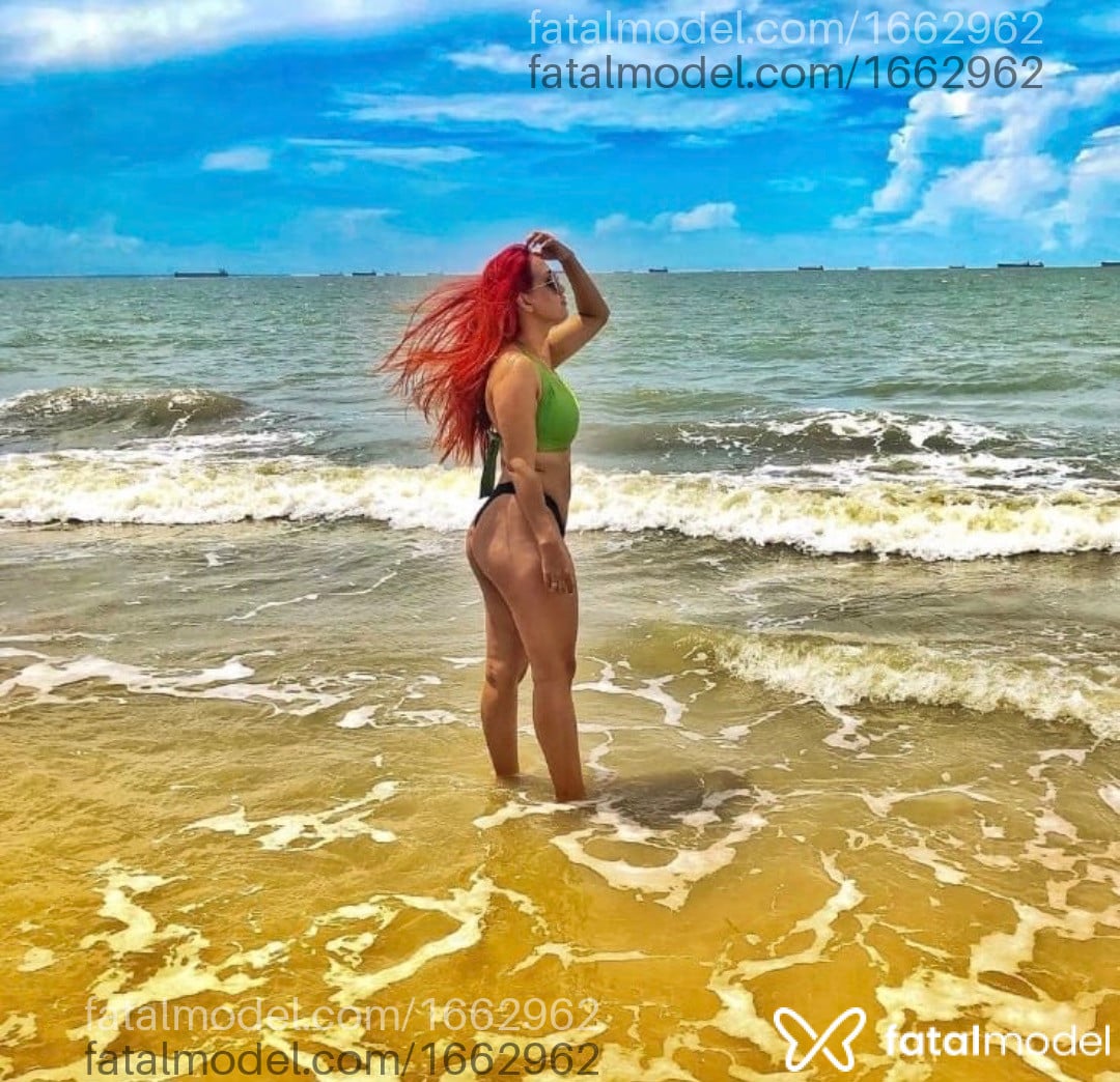 Acompanhante mulher ruiva (o) de olhos castanhos - Anna Luiza