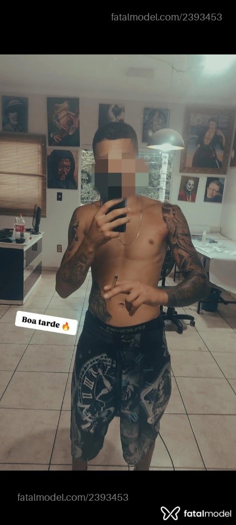 Acompanhante homem morena (o) de olhos castanhos - Maycon