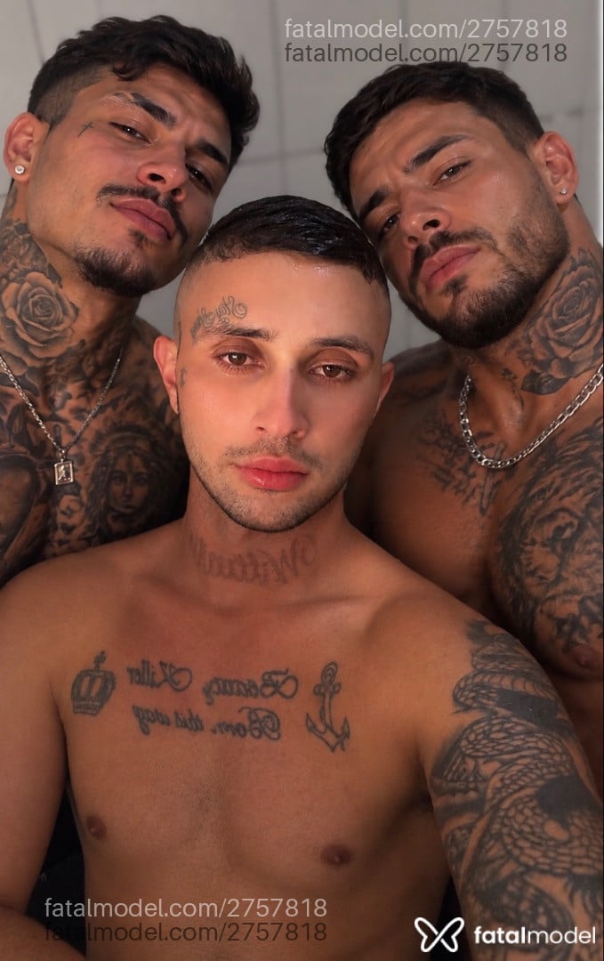 Acompanhante homem loira (o) de olhos castanhos - Davi Julio