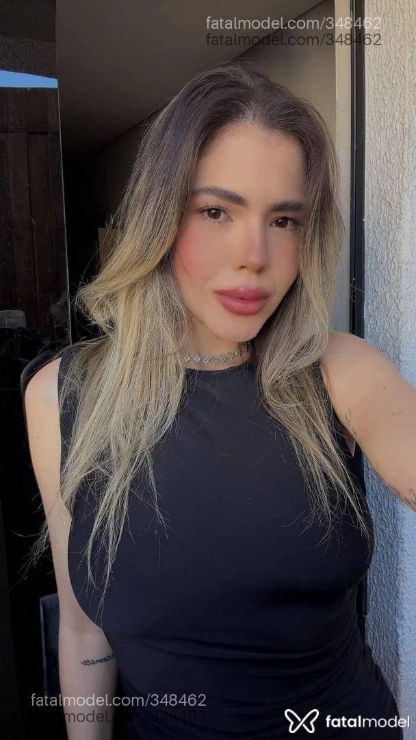 Acompanhante mulher loira (o) de olhos castanhos - LARISSA DRUMMOND