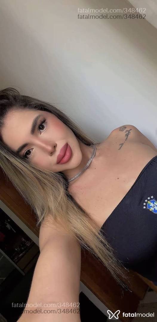 Acompanhante mulher loira (o) de olhos castanhos em Goiânia - LARISSA DRUMMOND