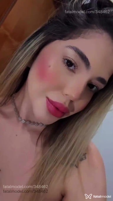 Acompanhante mulher loira (o) de olhos castanhos em Goiânia - LARISSA DRUMMOND