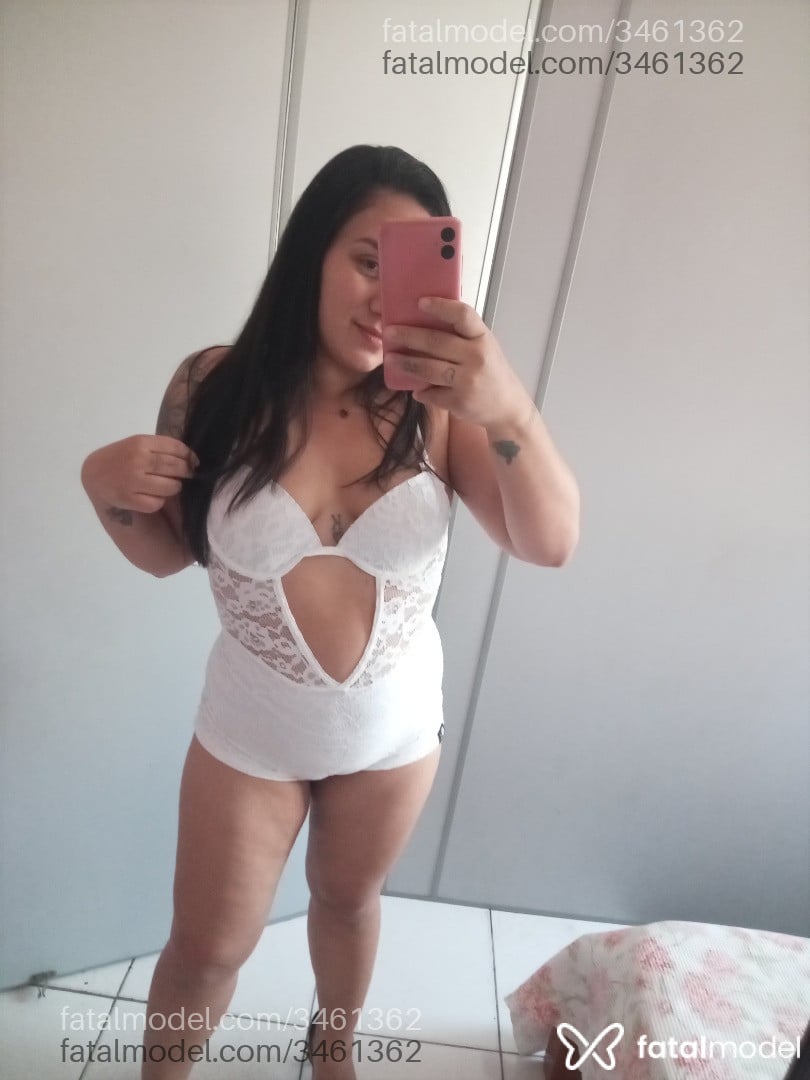 Acompanhante mulher morena (o) de olhos castanhos - Bruna