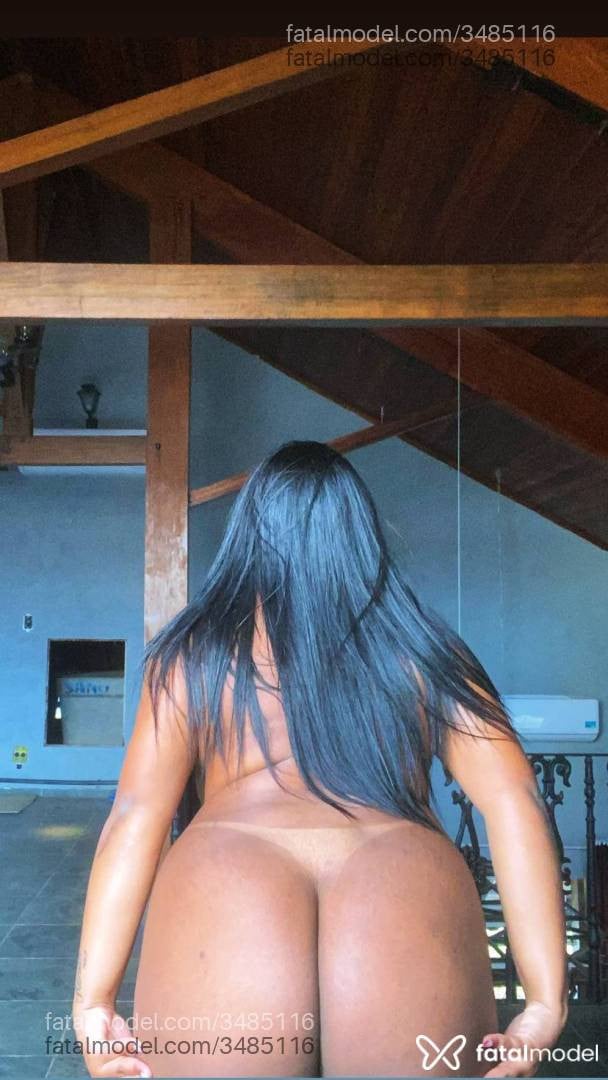 Acompanhante mulher morena (o) de olhos pretos - Fabiana