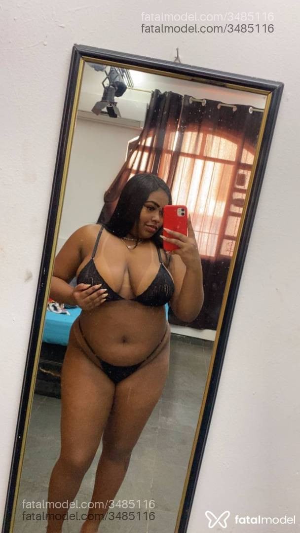 Acompanhante mulher morena (o) de olhos pretos - Fabiana