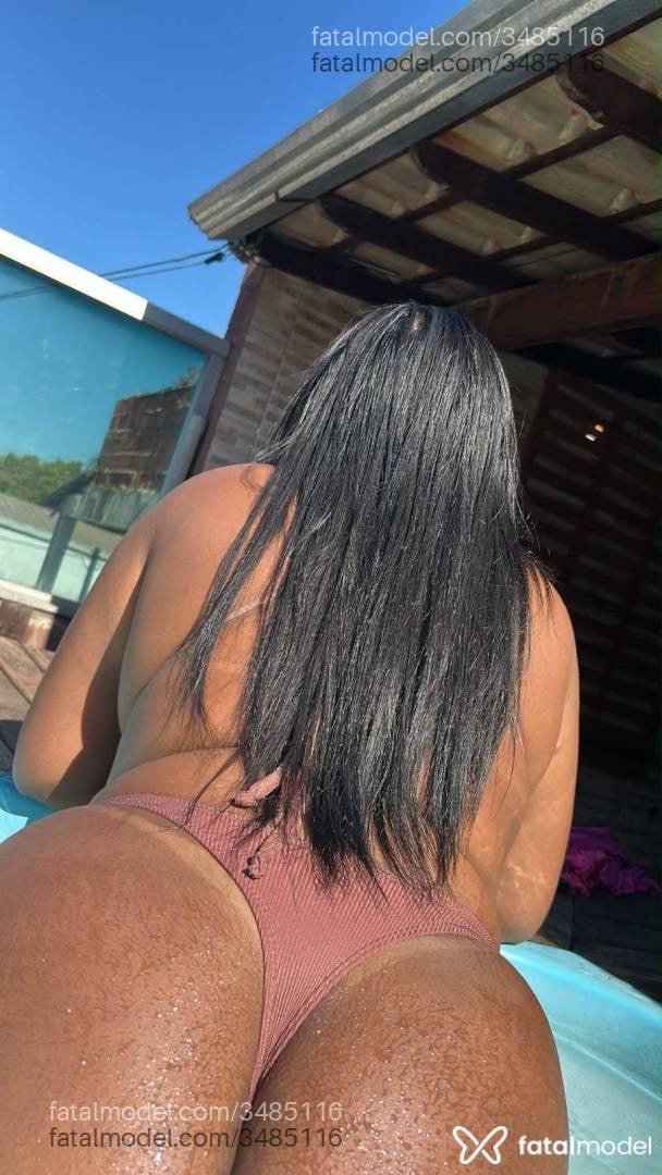 Acompanhante mulher morena (o) de olhos pretos - Fabiana