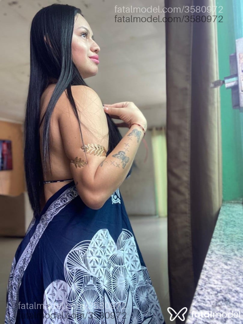Acompanhante mulher morena (o) de olhos castanhos - Karol Branca