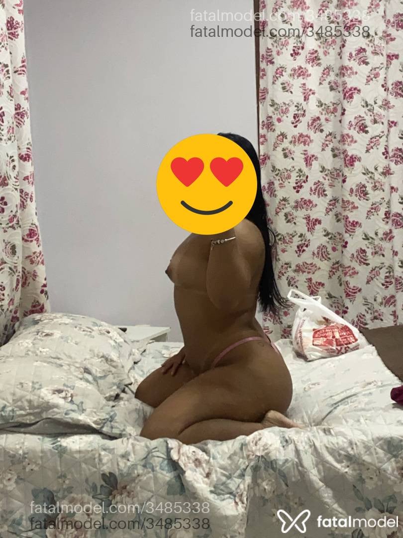 Acompanhante mulher morena (o) de olhos castanhos - Débora