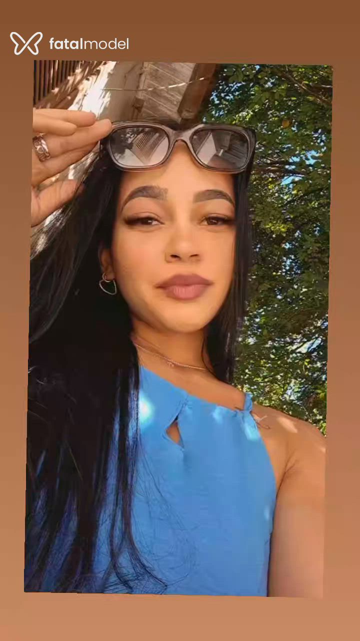Acompanhante mulher morena (o) de olhos castanhos - Amanda