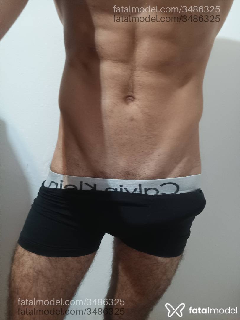 Acompanhante homem com cabelo castanho de olhos castanhos - Secretjob