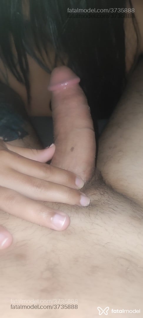 Acompanhante homem sem cabelo de olhos castanhos - Felipe