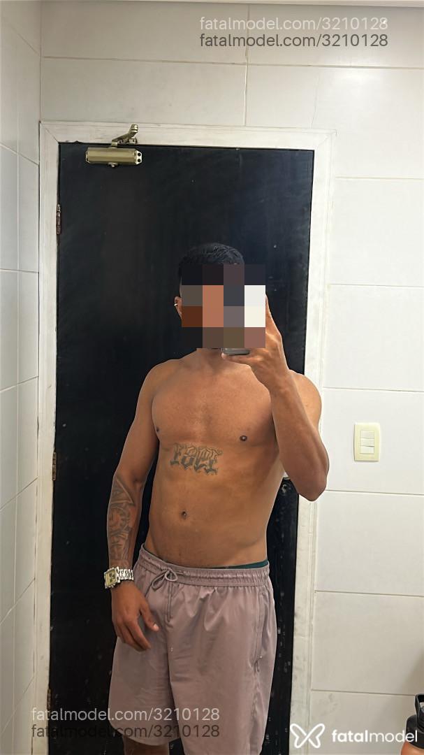 Acompanhante homem morena (o) de olhos pretos - Negãosarado