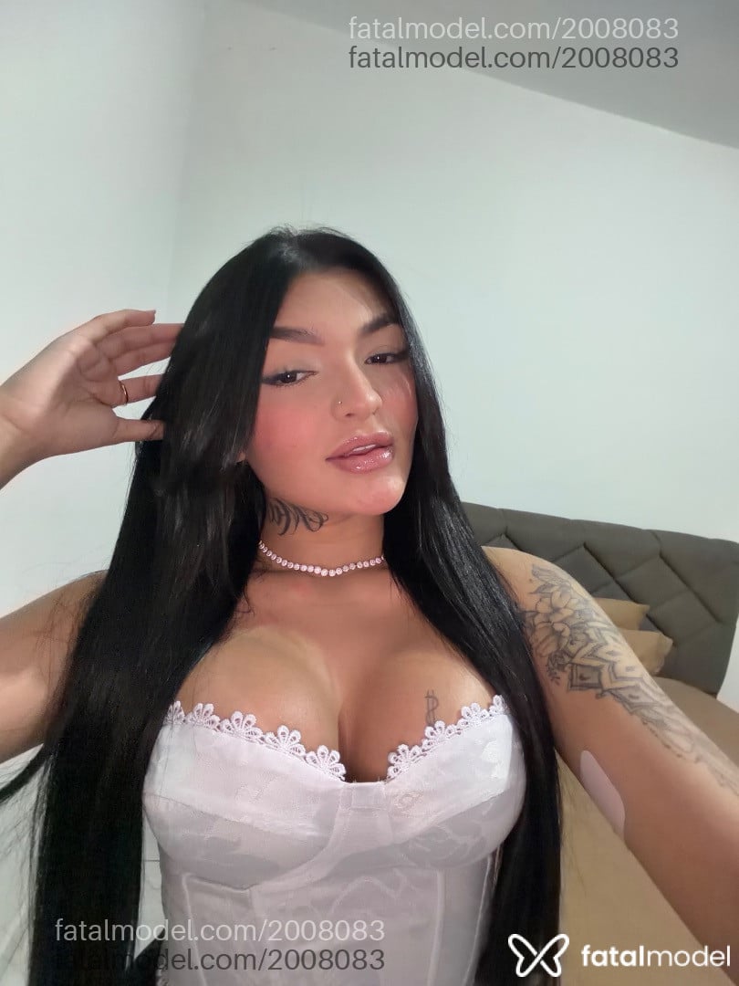Acompanhante mulher morena (o) de olhos castanhos - Lua Fernandes