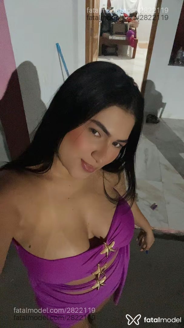 Acompanhante mulher morena (o) de olhos castanhos - Cecília Martins