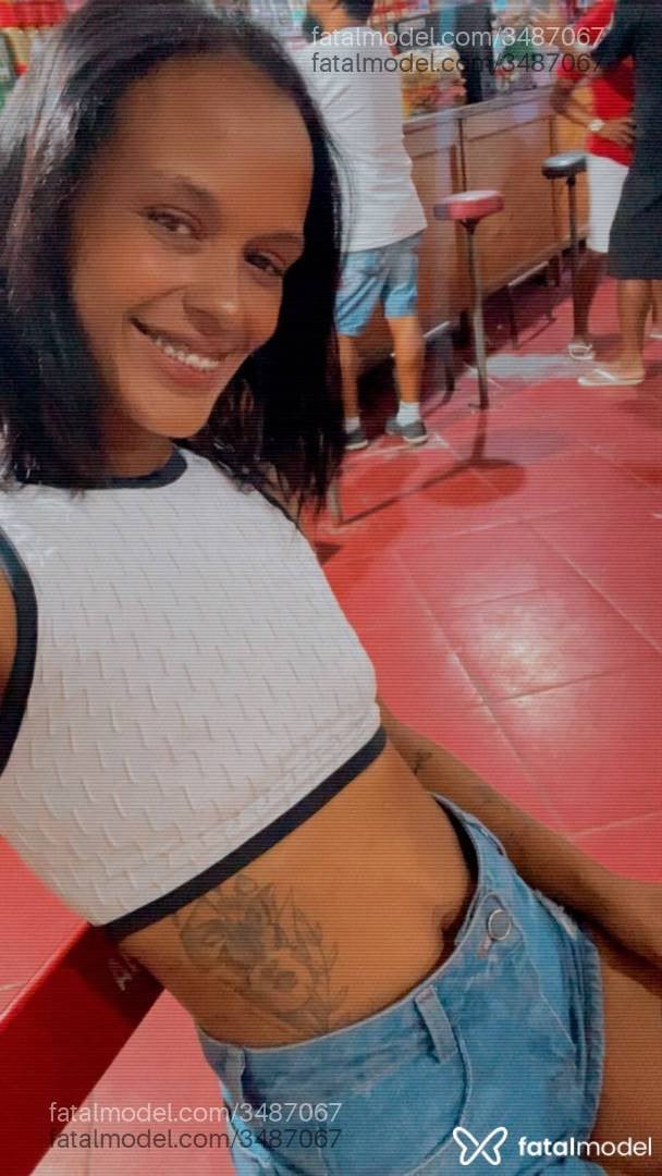 Acompanhante mulher morena (o) de olhos pretos - Debora Freitas