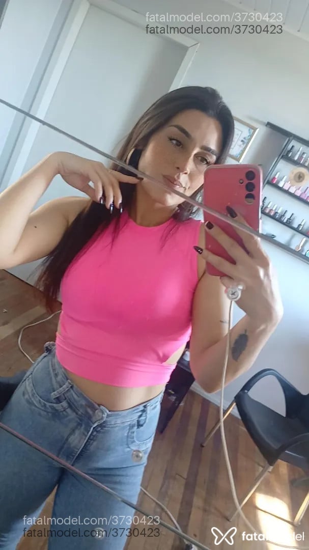 Acompanhante mulher morena (o) de olhos castanhos - Samanta