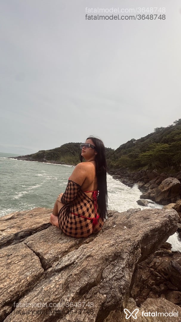 Acompanhante mulher morena (o) de olhos castanhos - Larissa Dantas