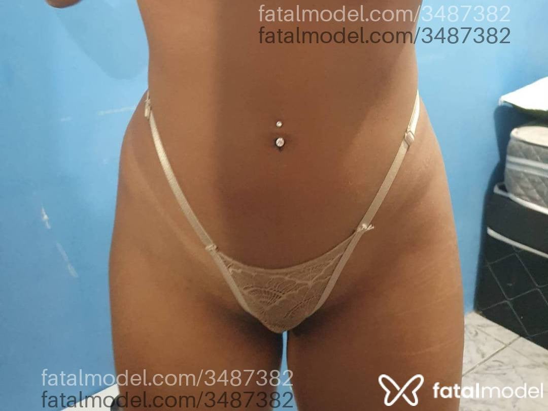 Acompanhante mulher com cabelo castanho de olhos castanhos - Gabriella