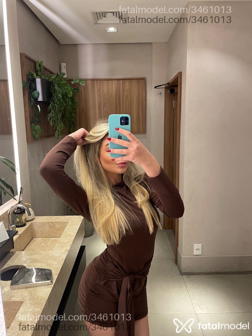Acompanhante mulher morena (o) de olhos castanhos - Anita