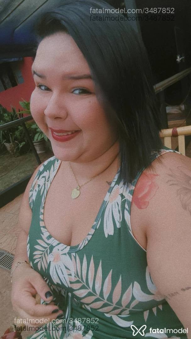 Acompanhante mulher morena (o) de olhos castanhos - Roh
