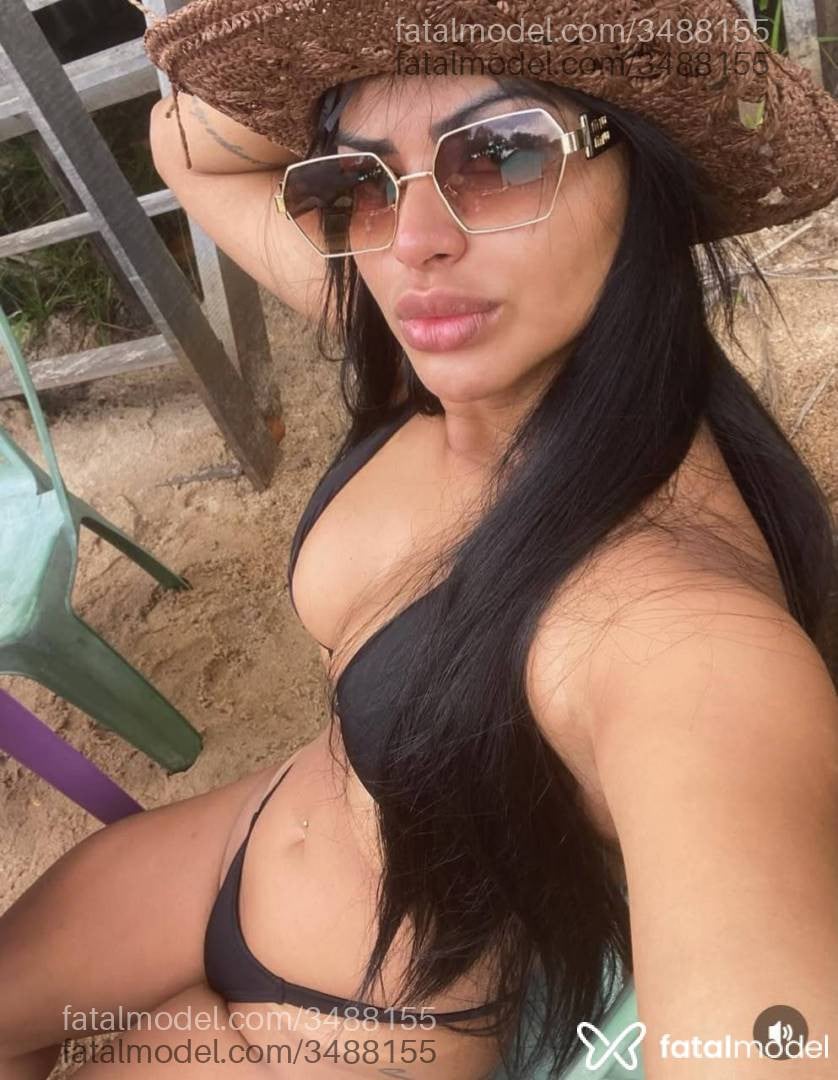 Acompanhante mulher morena (o) de olhos pretos - Bianca Martinele