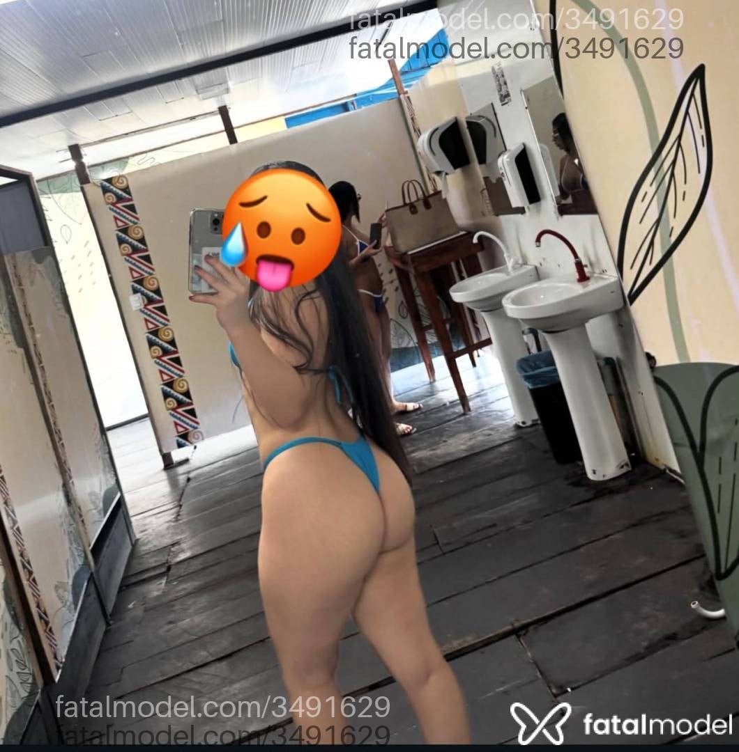 Acompanhante mulher com cabelo castanho de olhos castanhos - Luísa Fontes