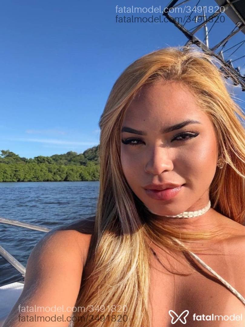 Acompanhante mulher loira (o) de olhos verdes - Nanda