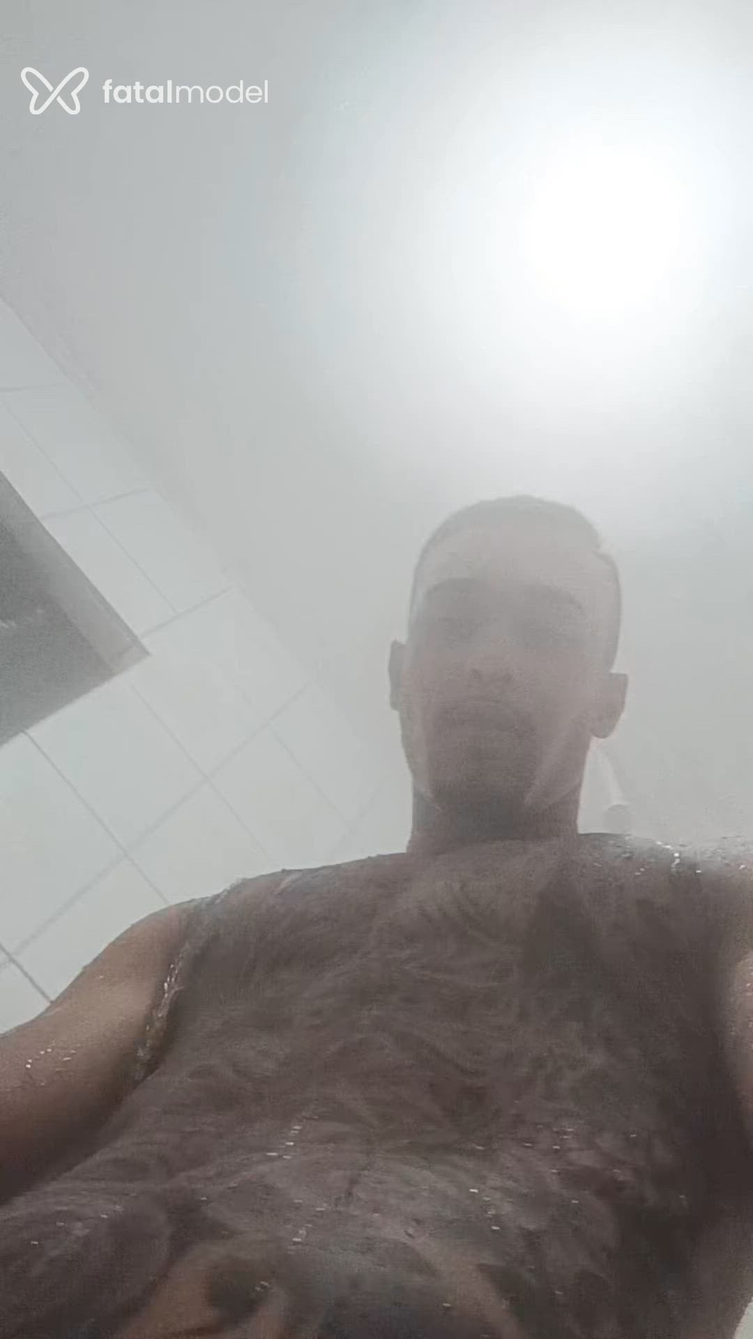 Acompanhante homem morena (o) de olhos castanhos - Otavio Acompanhante homem morena (o) de olhos castanhos - Otavio