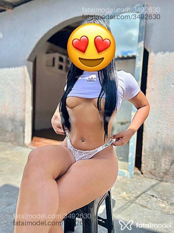 Acompanhante mulher morena (o) de olhos castanhos - Estrela Lua
