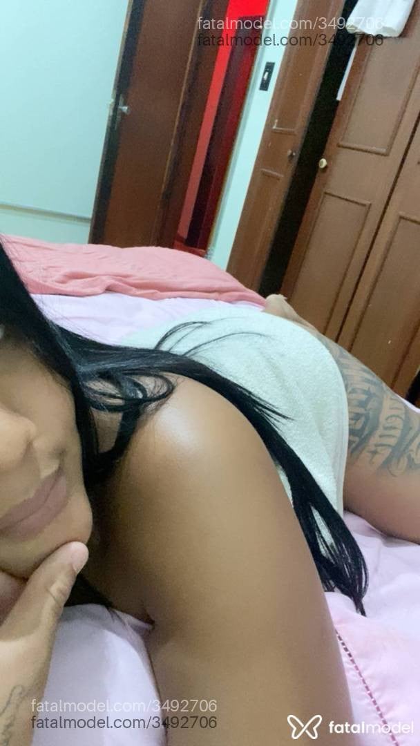 Acompanhante mulher morena (o) de olhos castanhos - Ana Luiza