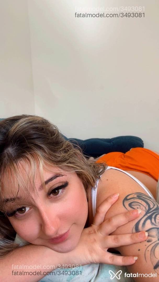 Acompanhante mulher morena (o) de olhos castanhos - Amanda