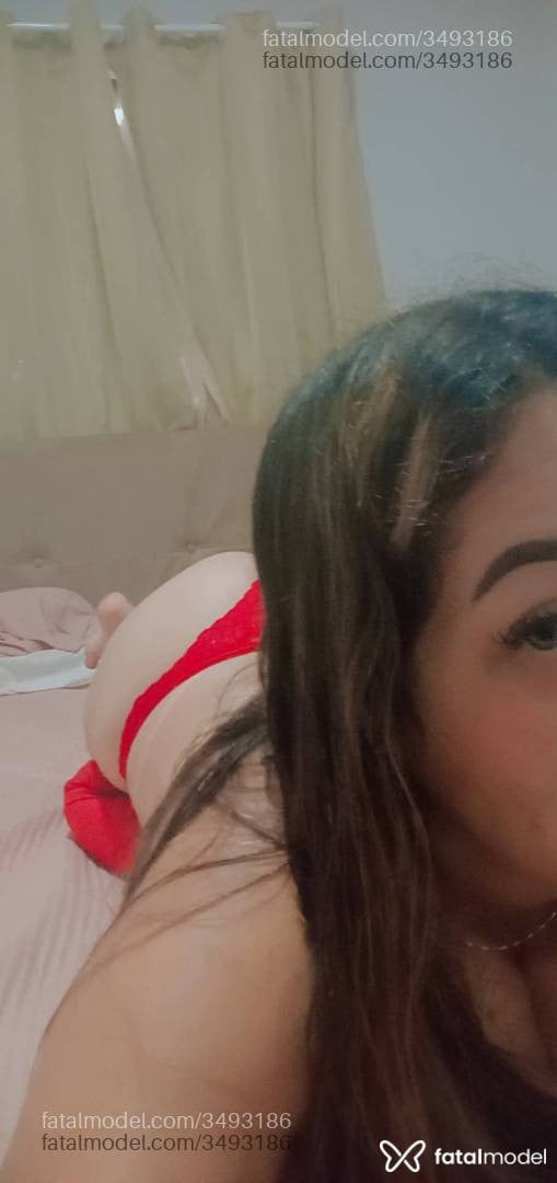Acompanhante mulher loira (o) de olhos verdes - Raquel