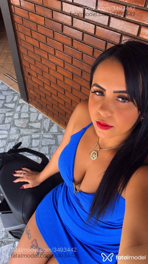 Acompanhante mulher ruiva (o) de olhos castanhos - Moranguinhodoamor