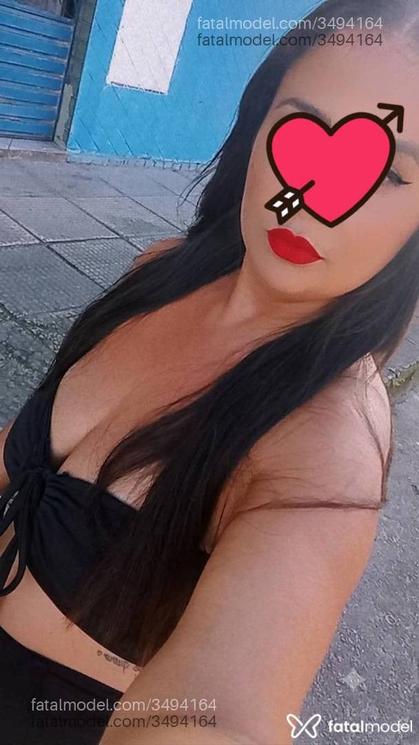 Acompanhante mulher com cabelo castanho de olhos castanhos - Suaveeperigosa