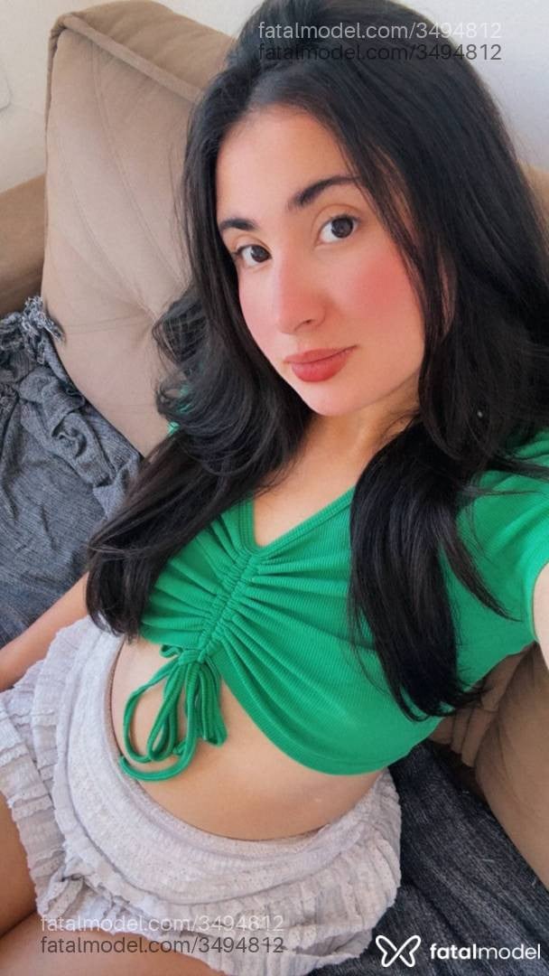 Acompanhante mulher morena (o) de olhos castanhos - Angel Ferraz