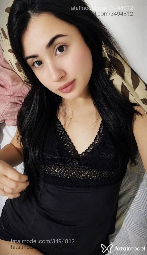 Acompanhante mulher morena (o) de olhos castanhos - Angel Ferraz