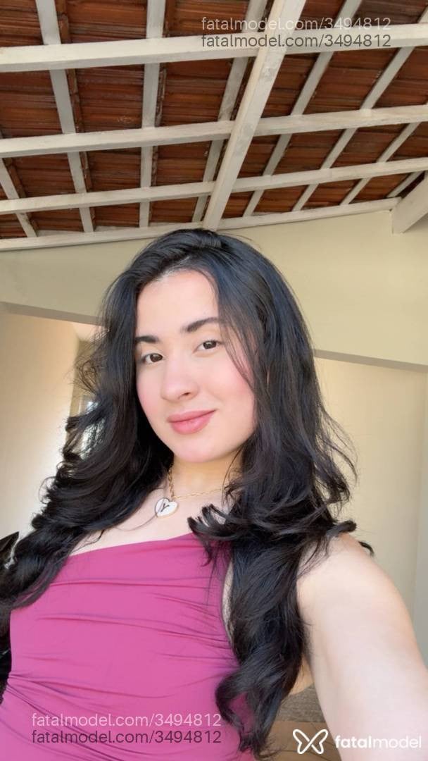 Acompanhante mulher morena (o) de olhos castanhos - Angel Ferraz