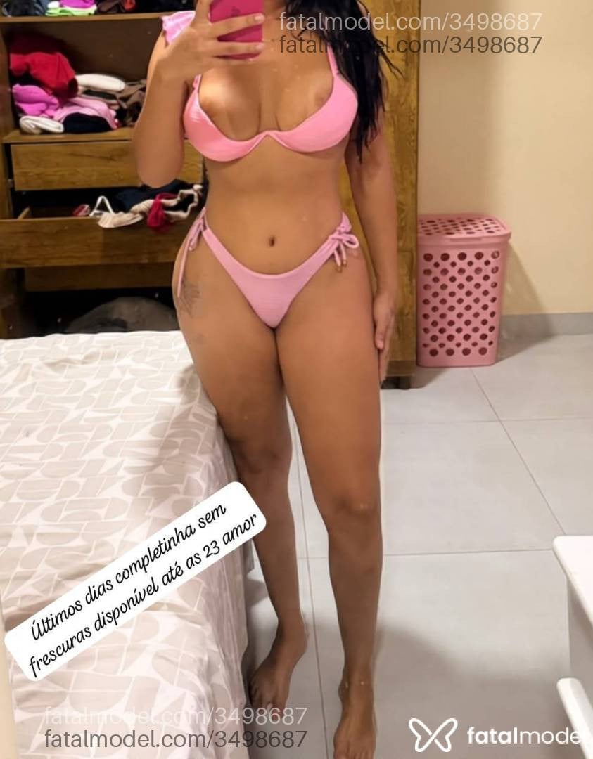 Acompanhante mulher morena (o) de olhos castanhos - ísis