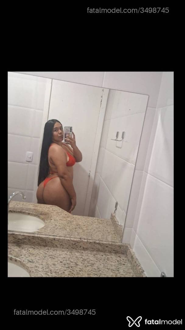 Acompanhante mulher morena (o) de olhos mel - Larissa