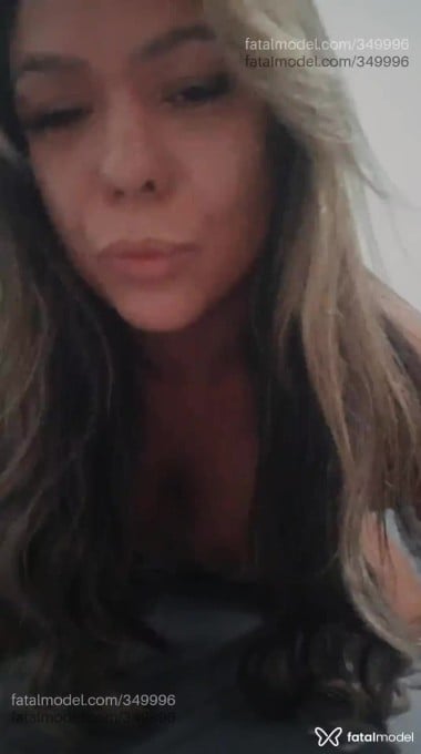 Acompanhante mulher trans com cabelo castanho de olhos castanhos - BIANCA
