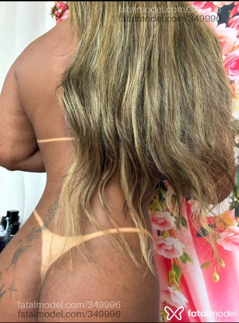 Acompanhante mulher trans com cabelo castanho de olhos castanhos em São João Del Rei - BIANCA