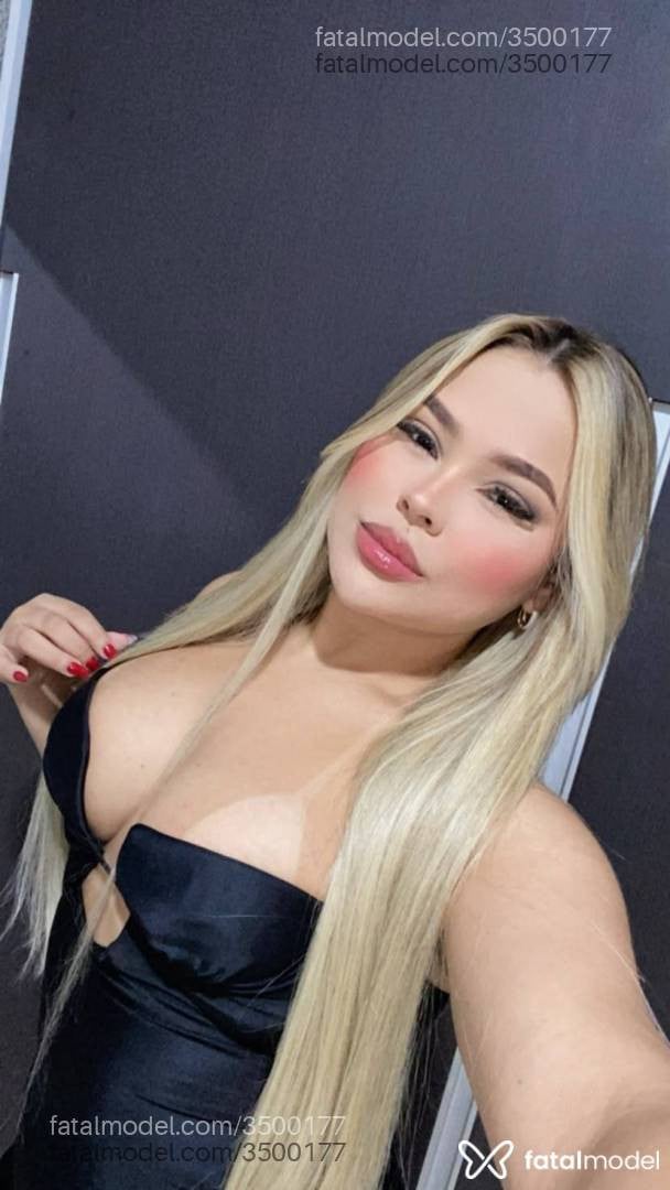 Acompanhante mulher loira (o) de olhos castanhos - Laís Clara