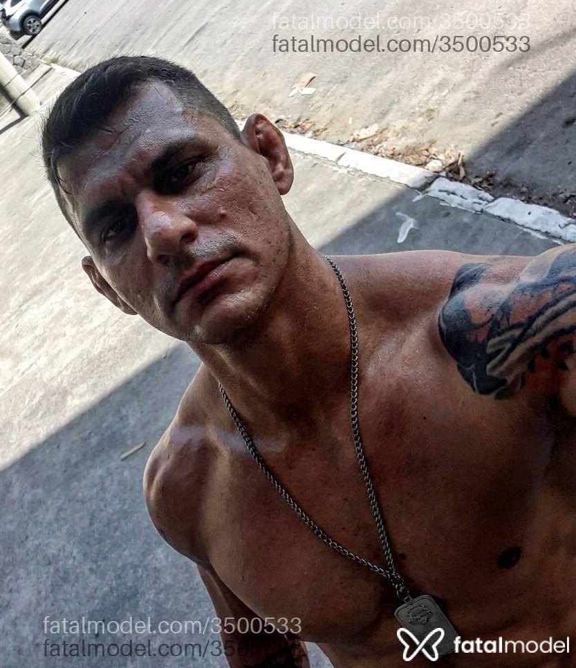 Acompanhante homem com cabelo castanho de olhos castanhos - Raphael