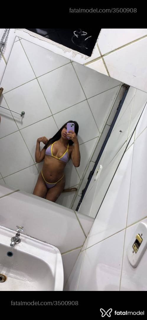 Acompanhante mulher morena (o) de olhos castanhos - Vanessa Lopes