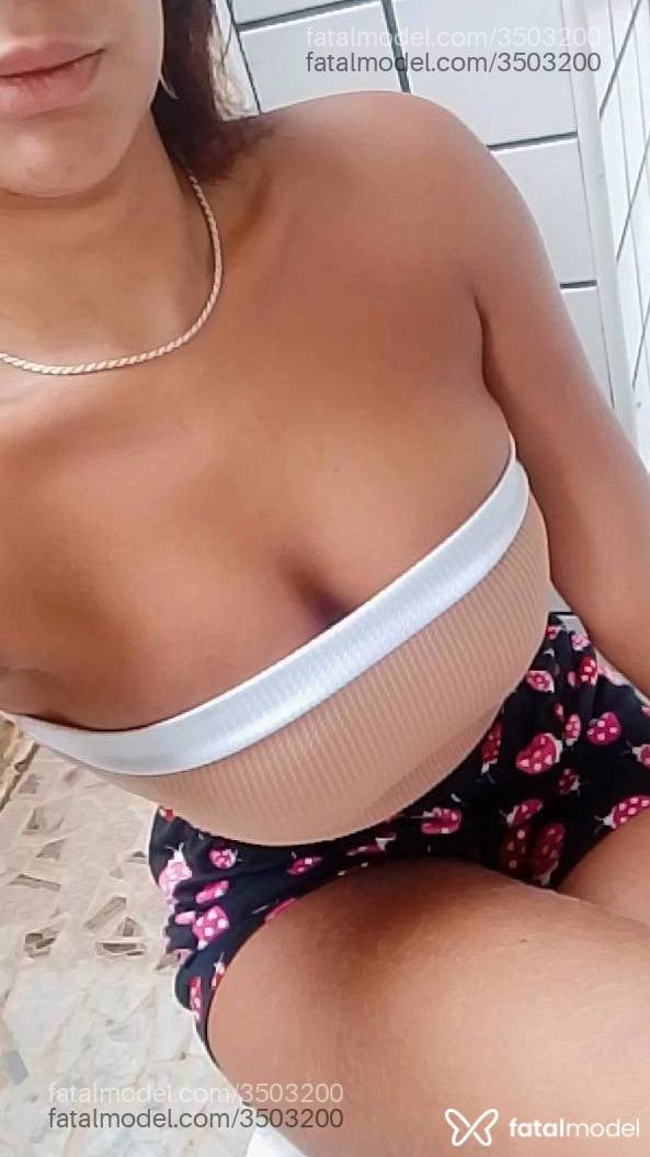 Acompanhante mulher morena (o) de olhos castanhos - Aline Silva